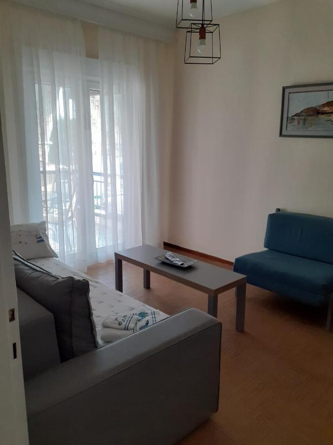 Aegean Seabreeze Apartment Nea Iraklitsa Bagian luar foto